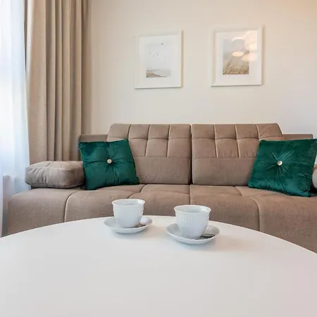 Apartment Ambria Sun Towers
